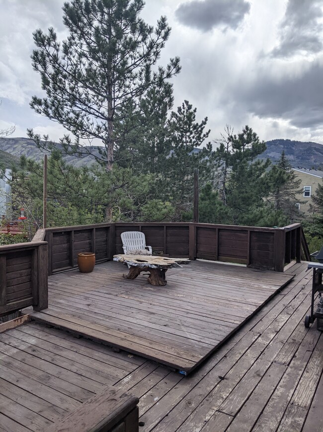 Building Photo - 2173 Sunrise Cir