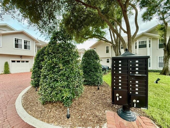 Foto del edificio - 2920 W El Prado Blvd