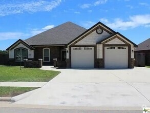 Building Photo - 1403 Loblolly Dr