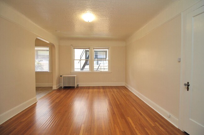 Foto del edificio - 1943 NW Irving St