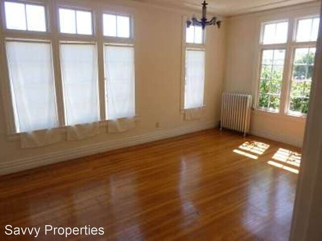 Building Photo - 734 Alcatraz Ave