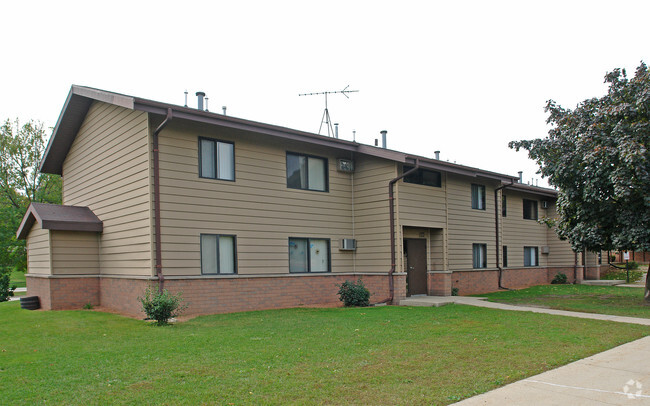 Building Photo - Woodside Village