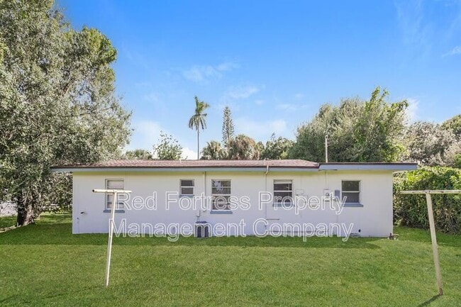 Foto del edificio - 4555 Jersey Rd