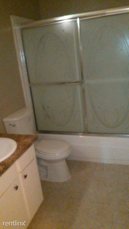 Foto del edificio - 1 br, 1 bath Apartment - 1399 Pacific Ave