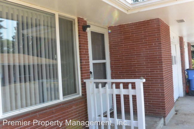 Building Photo - 115 N Garrison Rd