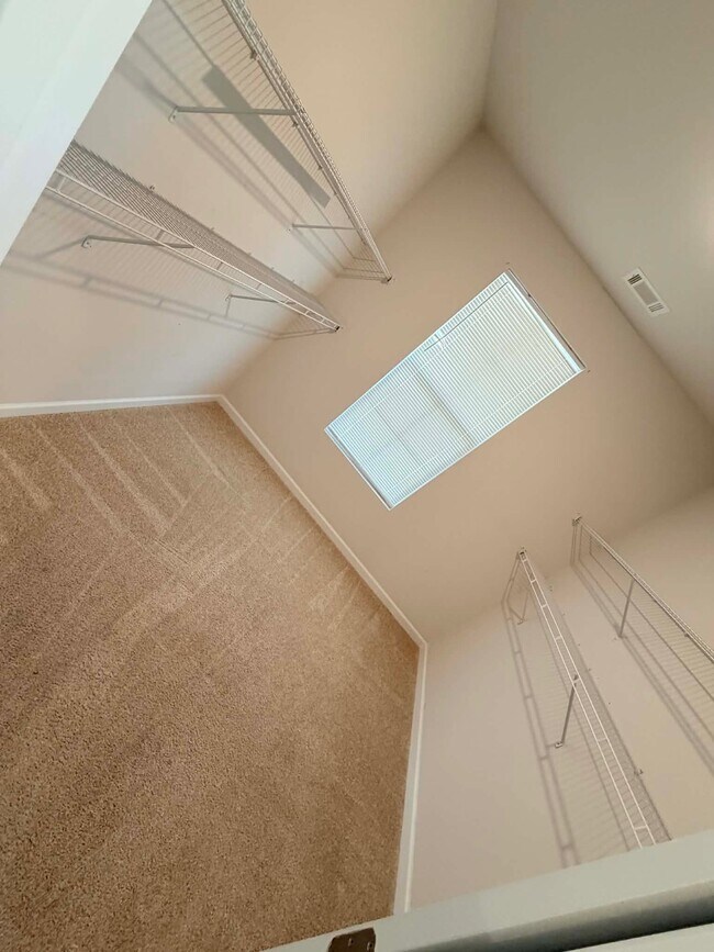 Foto del edificio - 4341 Maxwell Rd