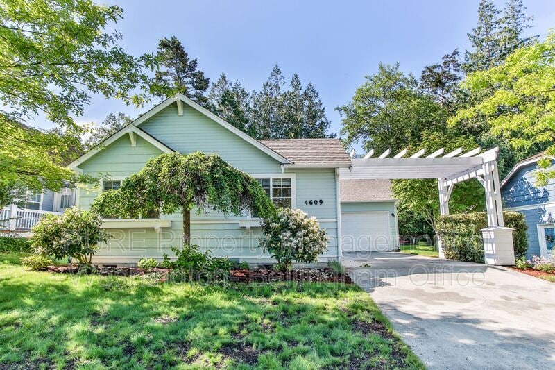 4609 Blakely Dr, Anacortes, WA 98221 House Rental in Anacortes, WA