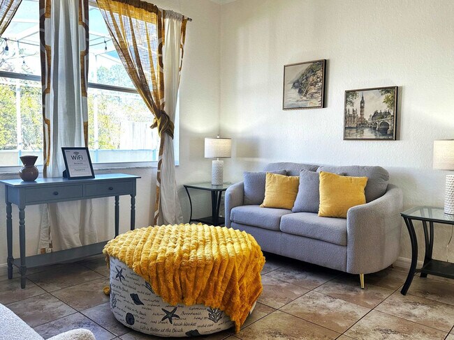 Foto del edificio - 930 Oxford Dr