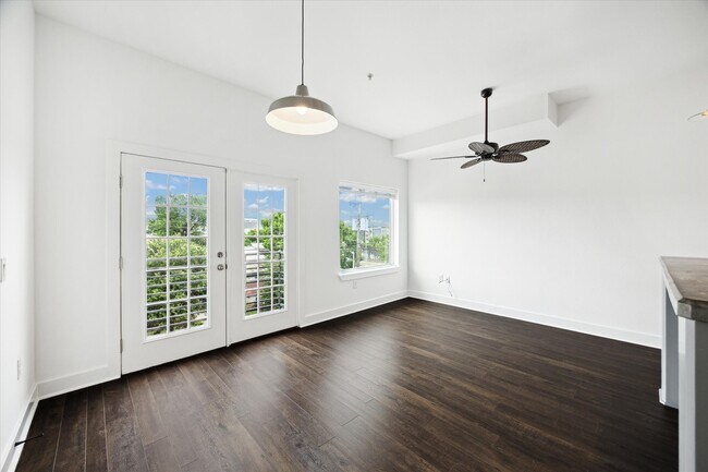 Foto del edificio - 1011 Studemont St