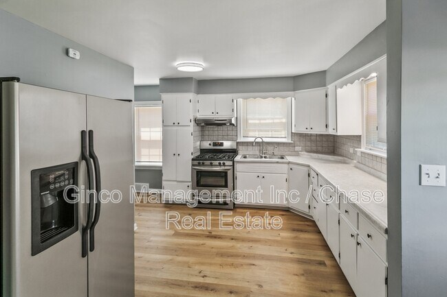 Foto del edificio - 14336 Harrison Ave