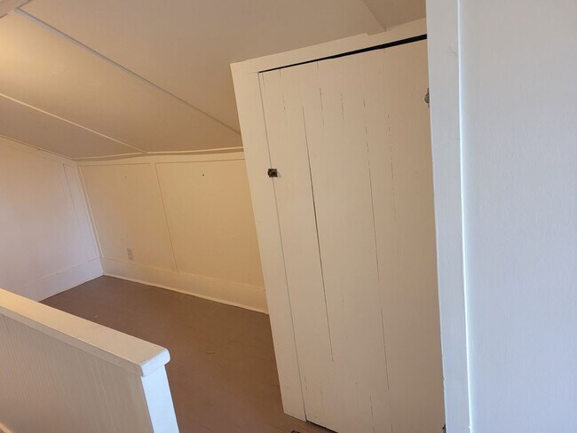 Foto del edificio - 3 bedroom 2 bath