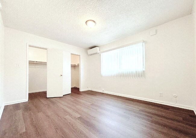 Foto del edificio - 10208 S Inglewood Ave