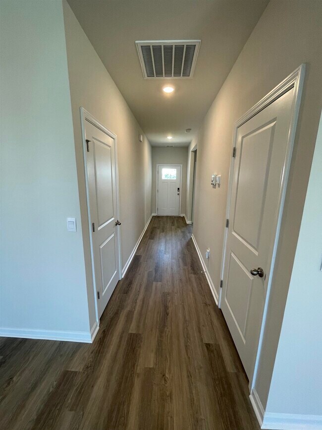 Foto del edificio - 5175 Yellowstone Dr