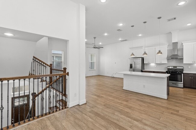 Building Photo - 2718 McGowen St