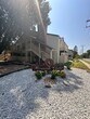 Foto principal - $1195 - 3 bed 2 bath - Apartment located i...