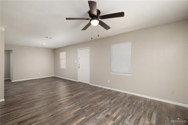 Building Photo - 1101 El Recreo Cir