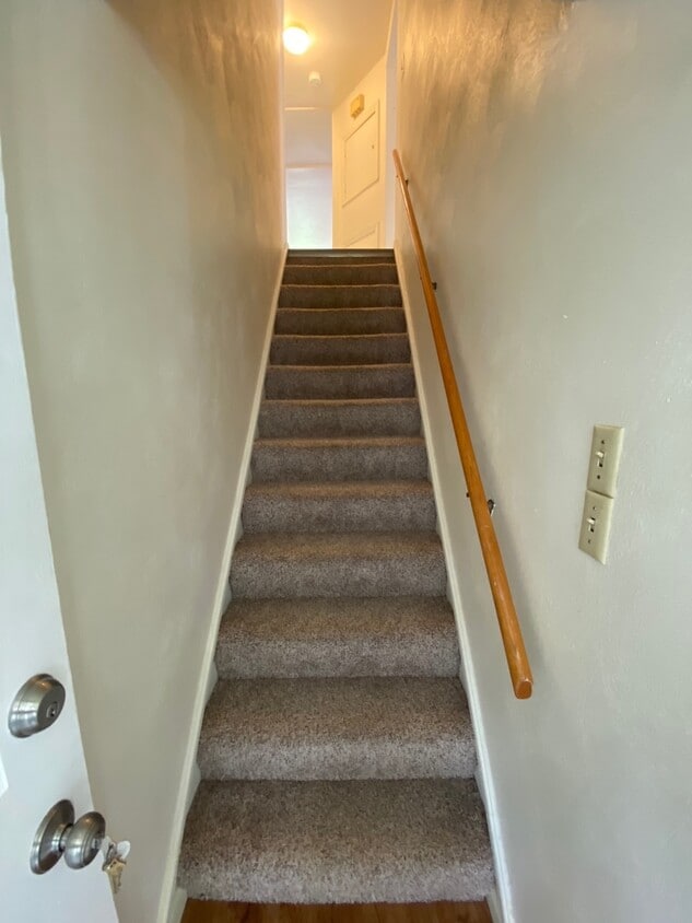 40 Harding St Unit 3, Manor, PA 15665 Apartments in Manor, PA