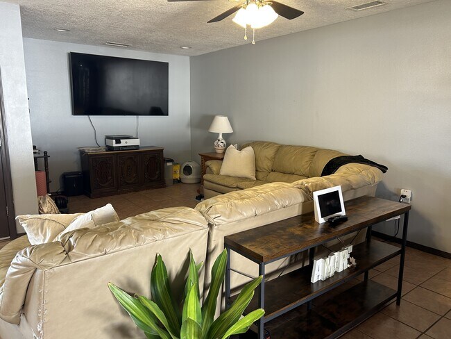 Foto del edificio - 1140 Yerba Rd SW
