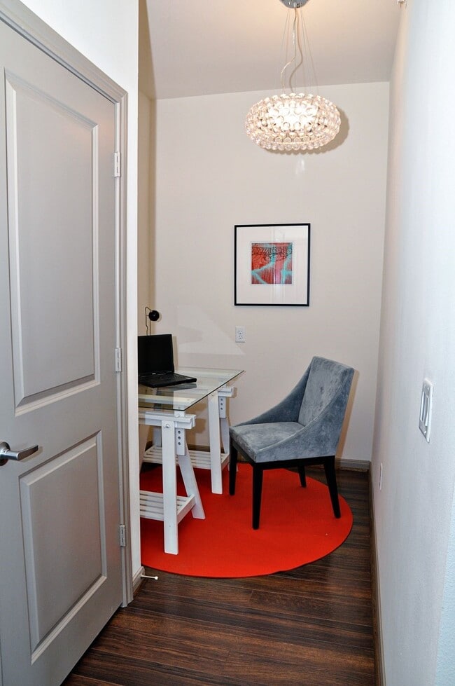 Building Photo - 2700 Brazos St