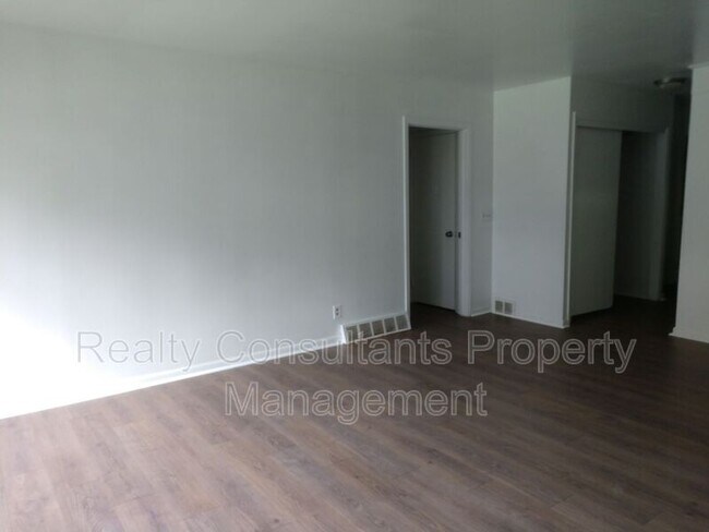 Foto del edificio - 1533 Beaucrest Ave