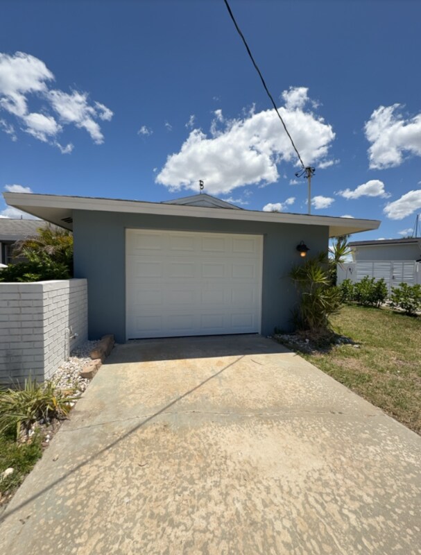 Foto del edificio - 8026 Brighton Dr