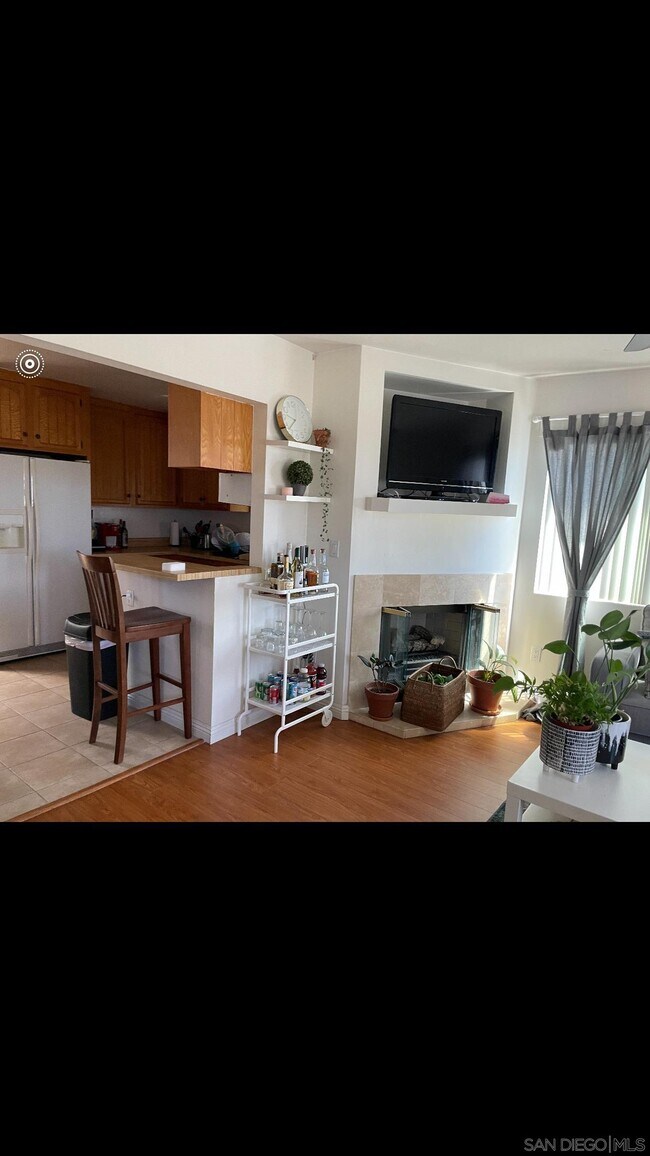 Foto del edificio - 4819 Ingraham St