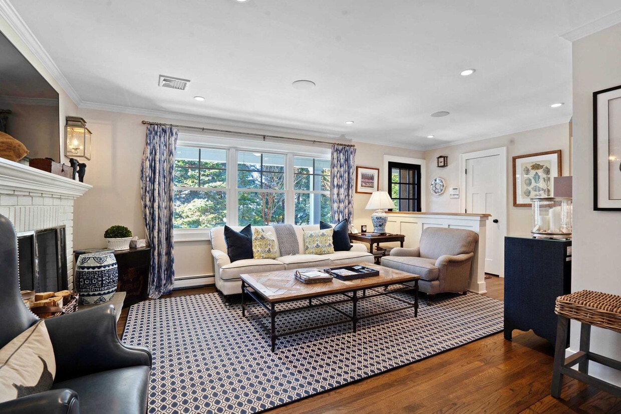 Foto principal - 810 Waterview Dr