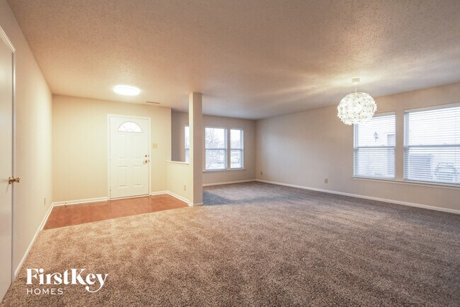 Building Photo - 14168 Country Breeze Ln