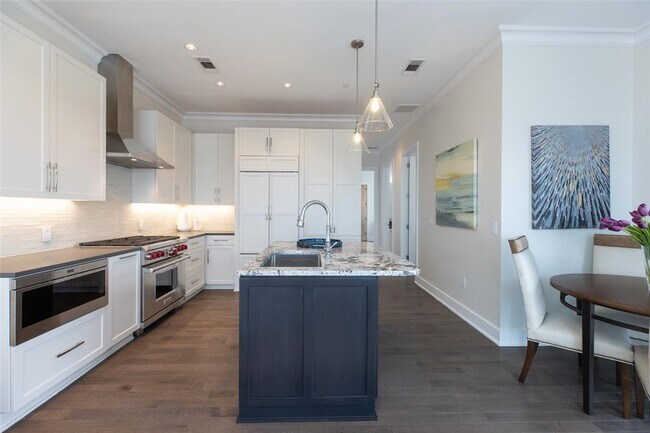 Foto del edificio - 2800 Lakeside Pkwy