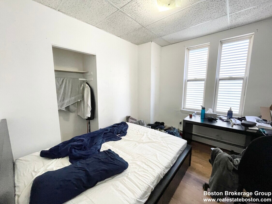 Foto principal - 1572 Tremont St