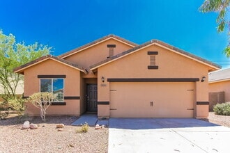 Building Photo - 7024 S 78th Dr
