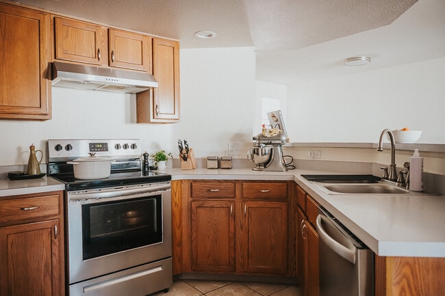 Photo - 4276 S Eldridge St Townhome