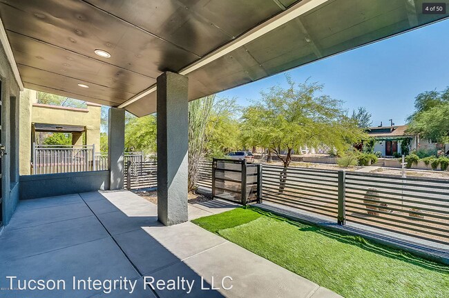 Foto del edificio - 835 E 8th St