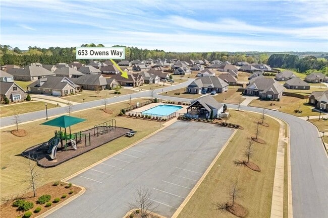 Photo - Towne Lake Subdivision House