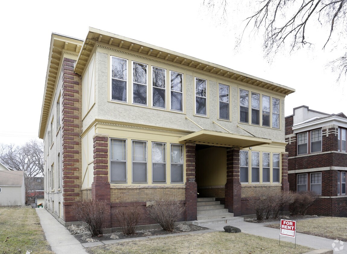 2507 Emerson Ave S, Minneapolis, MN 55405 Apartments in Minneapolis