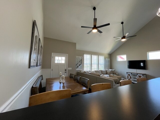Building Photo - 136 Peace Ln