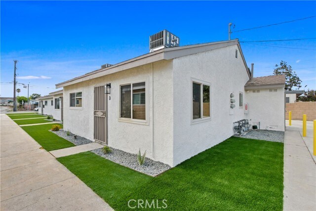 Building Photo - 12958 Yorba Ave
