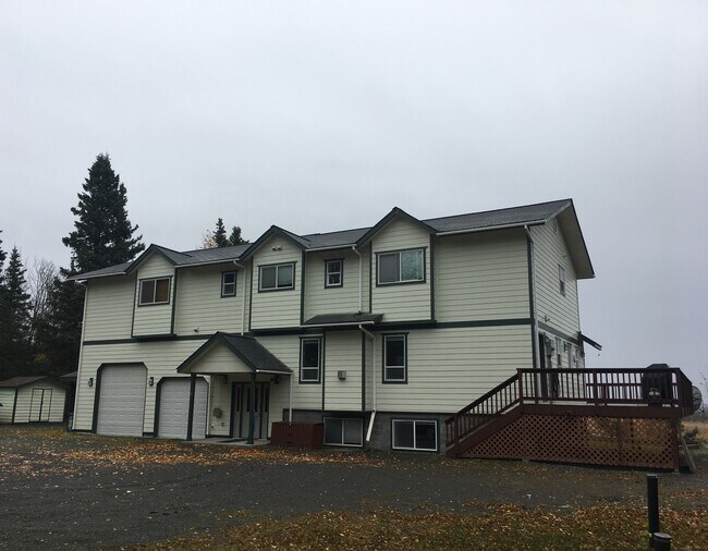 Building Photo - 1501 Barabara Dr