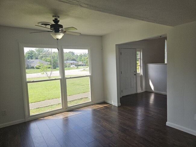 Building Photo - 619 Berwick Dr