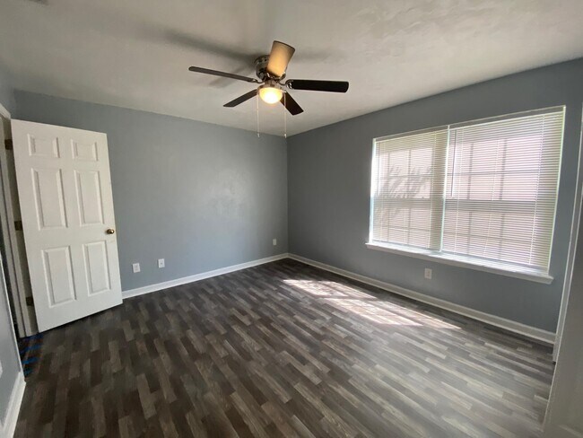 Building Photo - 4657 Russells Pond Ln