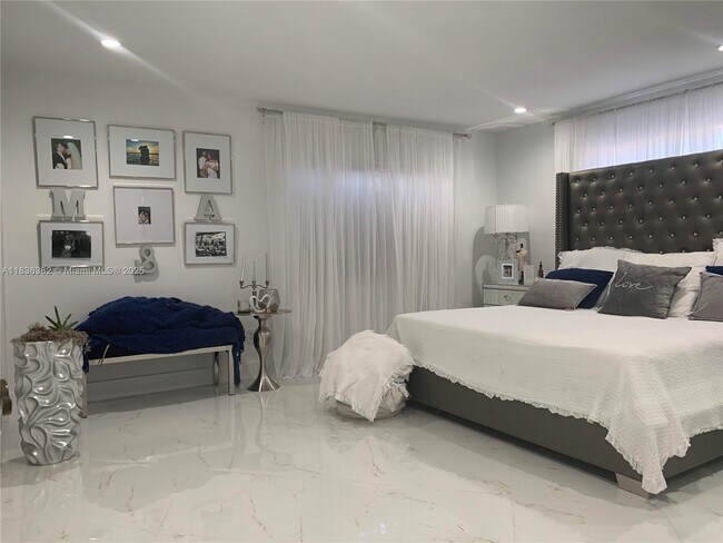 Foto del edificio - 13611 SW 77th St