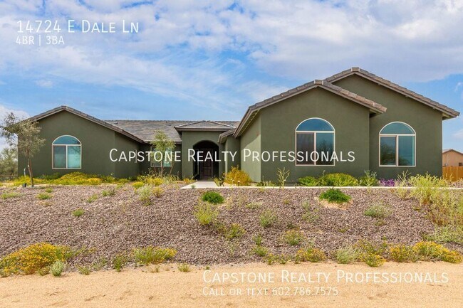 Foto del edificio - Stunning HORSE-FRIENDLY 3 Bed, 3 bath in R...
