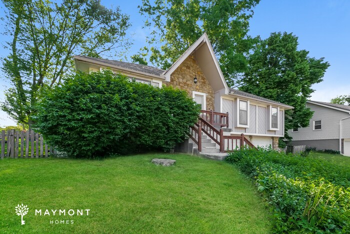 Building Photo - 4 Bedroom Home with Vaulted Ceilings