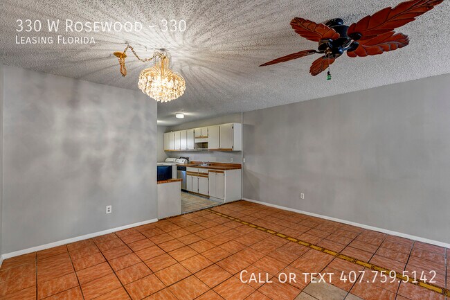 Building Photo - 330 W Rosewood, Tavares