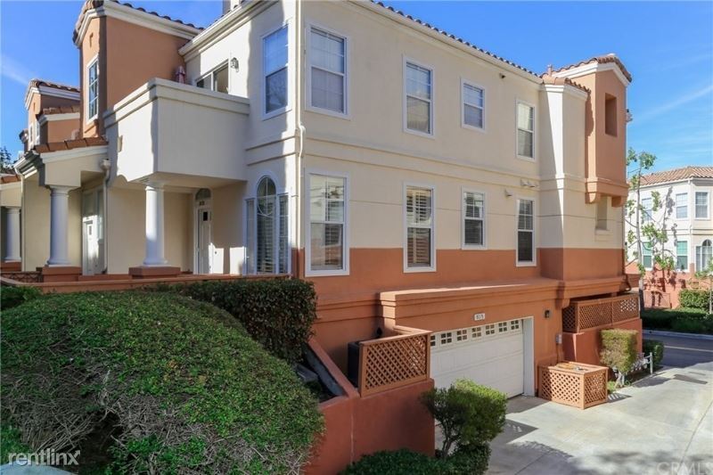 Foto principal - 3 br, 2 bath Condo - 8073 E Venice way