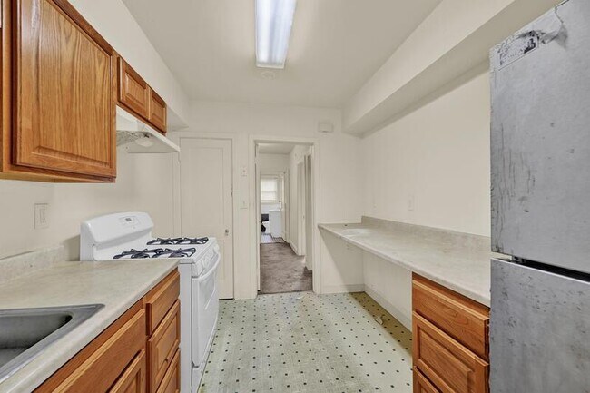 Foto del edificio - 1504 N Ellwood Ave