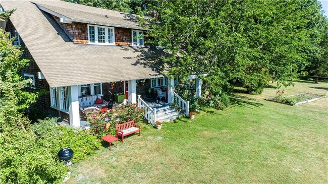 Building Photo - 20 Westwood Rd