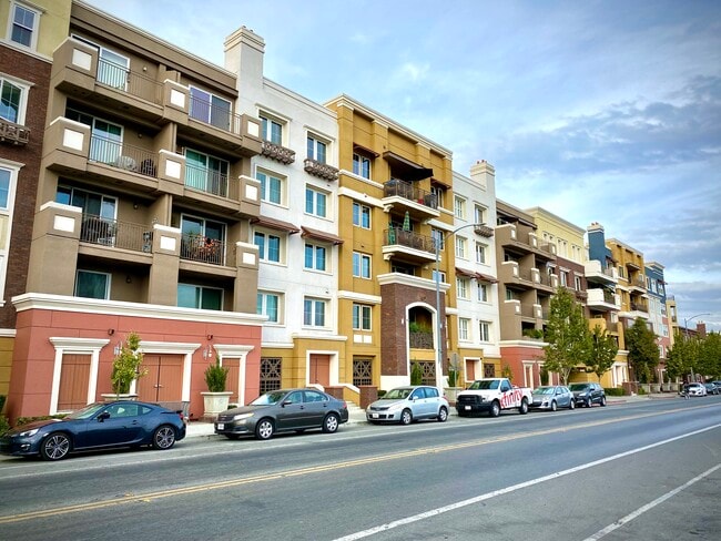 Front View - 809 Auzerais Ave