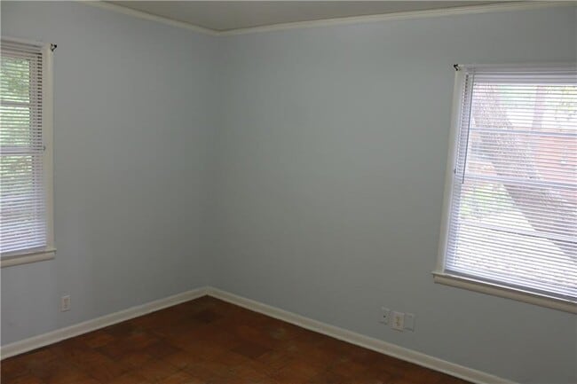 Building Photo - 5608 Morlee Dr S