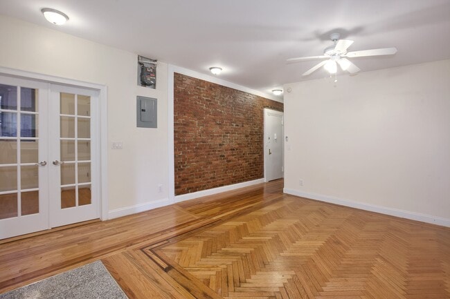 Foto del edificio - 202 W 107th St